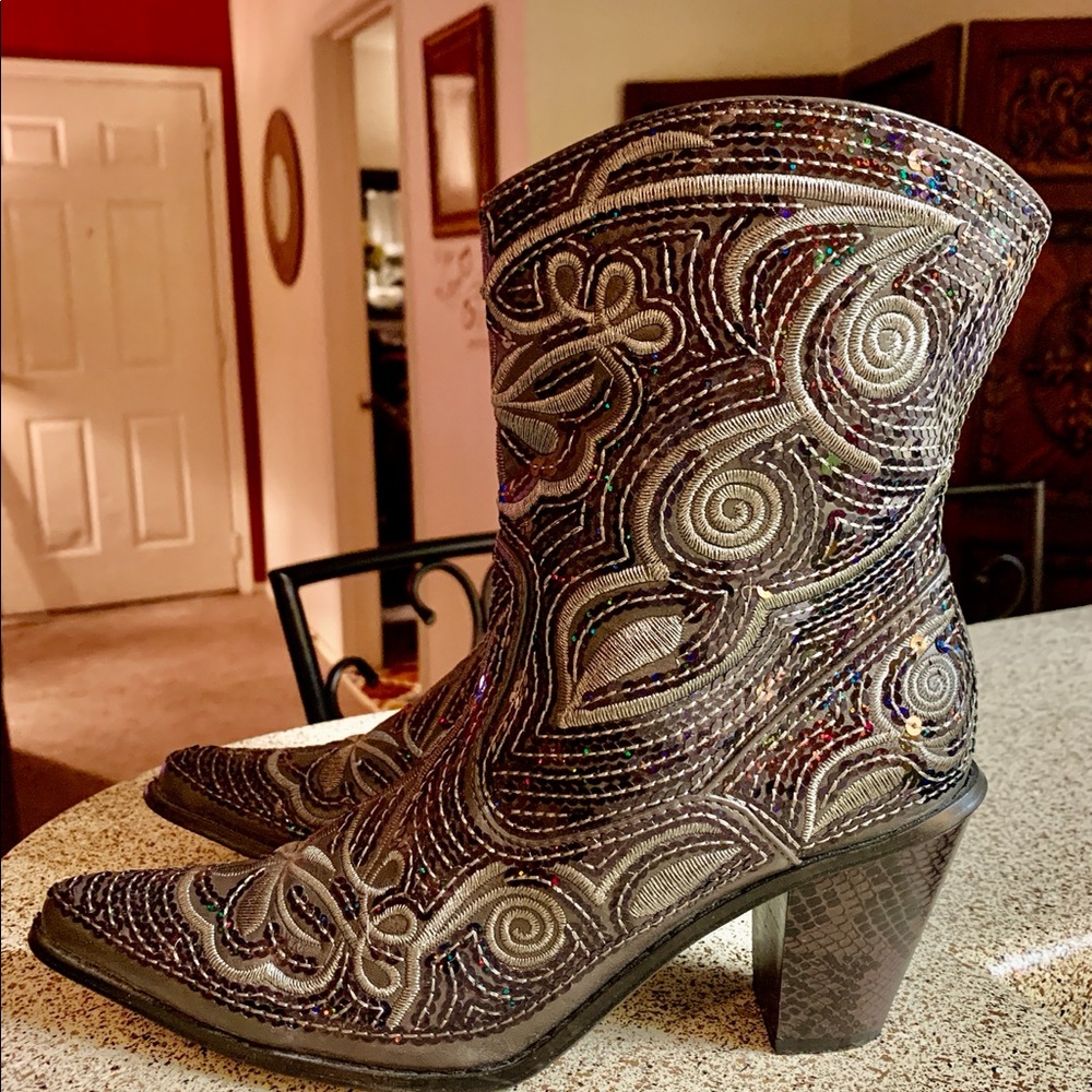 Helen’s Heart Sequin Bling Western Boots Size 7